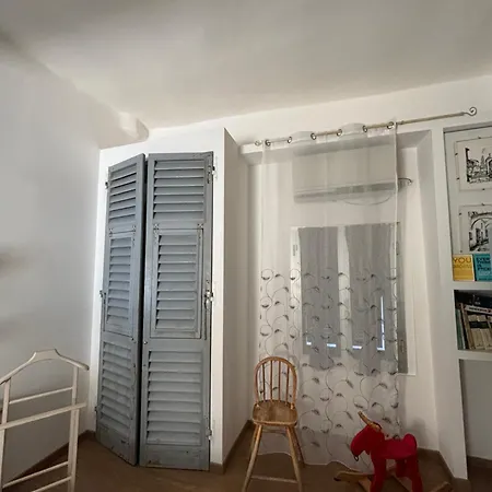 Apartment Trentapassidairolli Genua